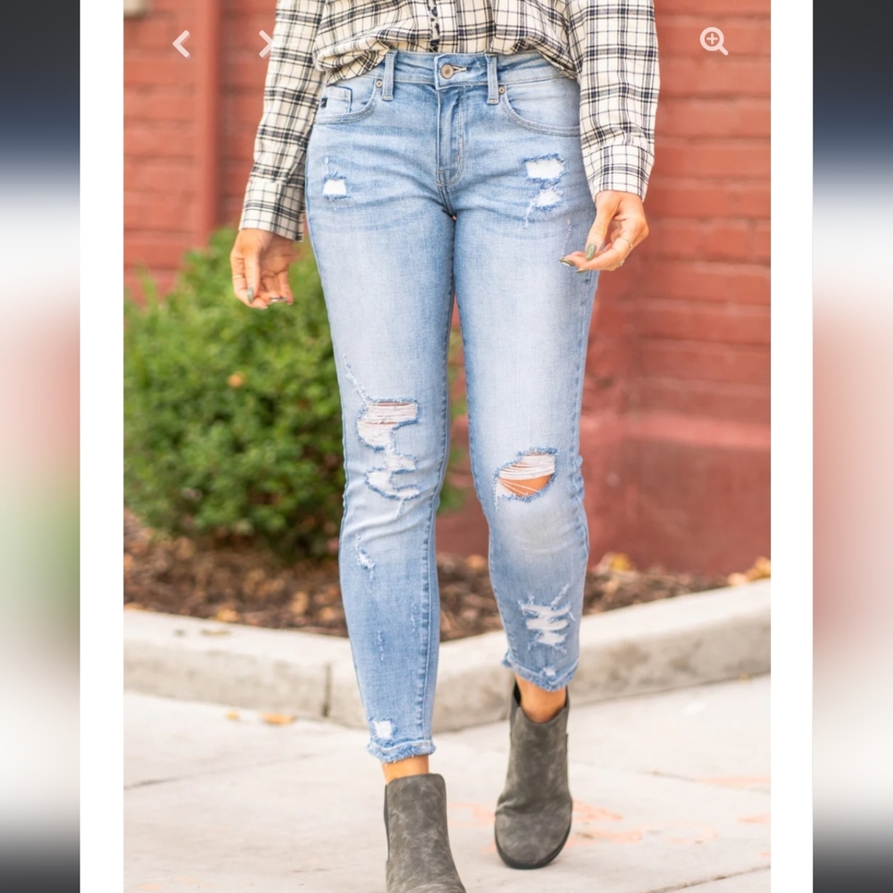 NWT KANCAN MID RISE ANKLE JEANS π - Picture 2 of 12